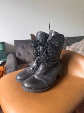 Black Lace-Up Women's Boots RARE FIND- Joseph Seibel